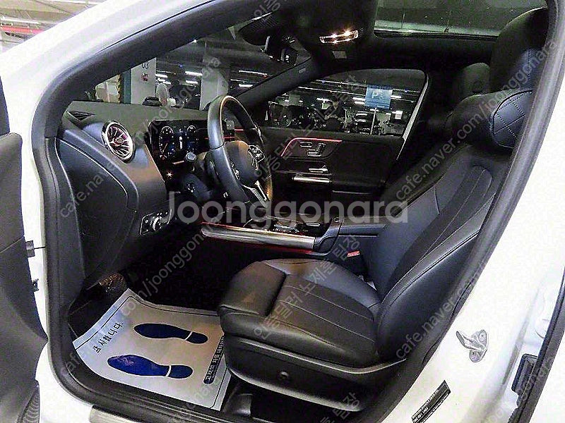 벤츠 GLA 중고 벤츠 GLA클래스 중고 흰색 2021년식 35,744km GLA220 중고차구매--7